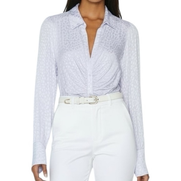 NWT FREE PEOPLE Lilac Long Sleeve Animal Print Button Down Blouse Size Small - Picture 2 of 5